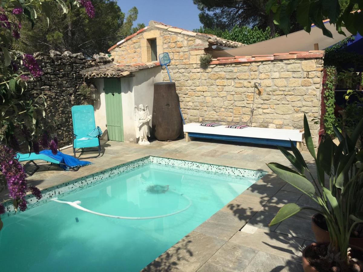 Charming Stone Villa With Pool & Garden Montaren-et-Saint-Mediers Экстерьер фото